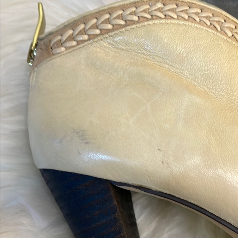 #0174-C Vince Camuto Smooth Leather Cream Open Toe High-Heeled Booties-6.5 - Picture 12 of 12